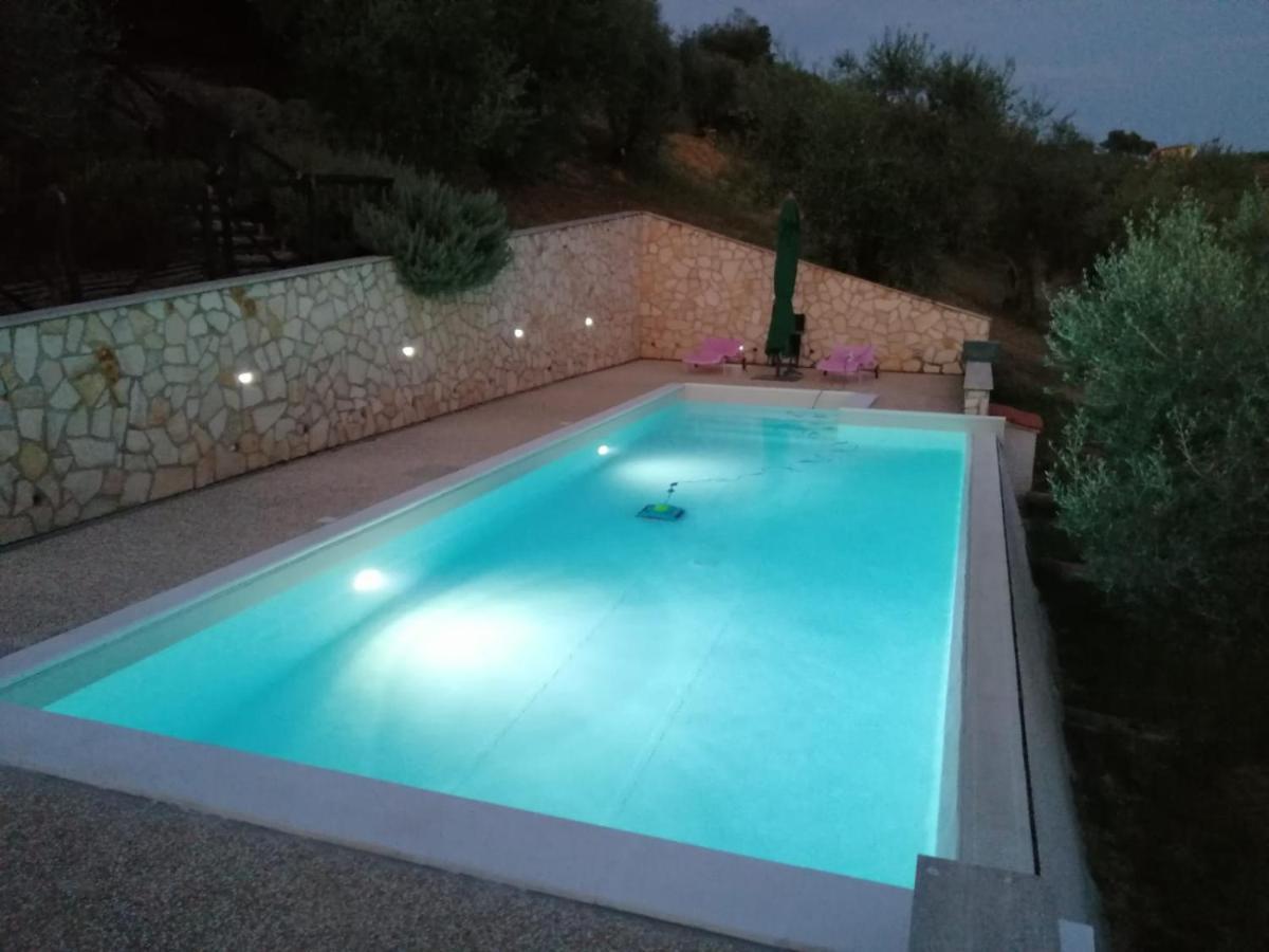 La Tana Delle Stelle B&B Di Charme E Relax Fara in Sabina Exteriér fotografie