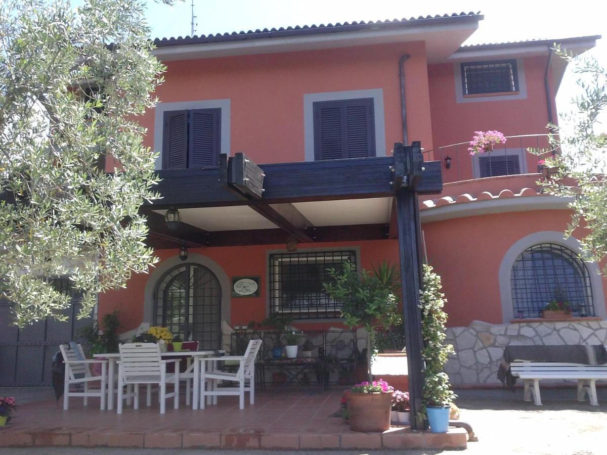 La Tana Delle Stelle B&B Di Charme E Relax Fara in Sabina Exteriér fotografie