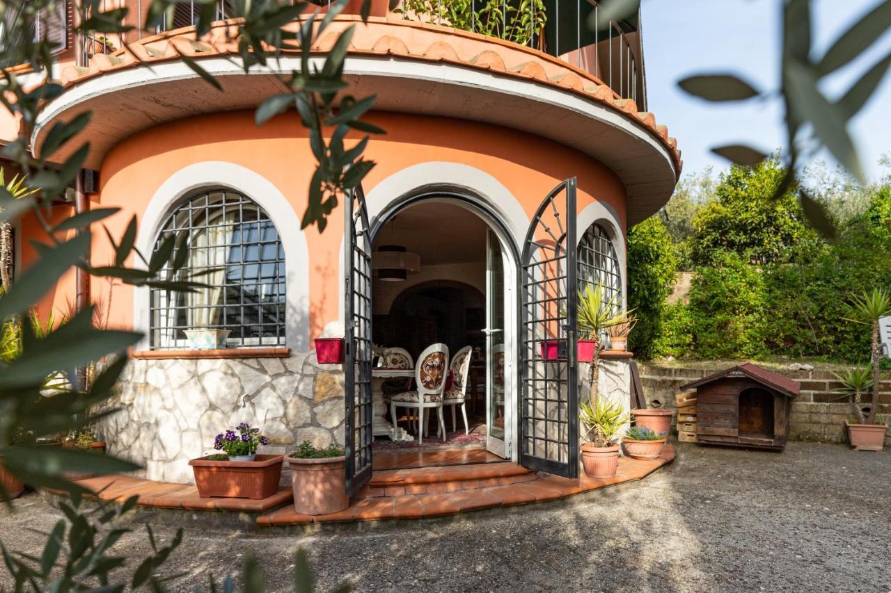 La Tana Delle Stelle B&B Di Charme E Relax Fara in Sabina Exteriér fotografie