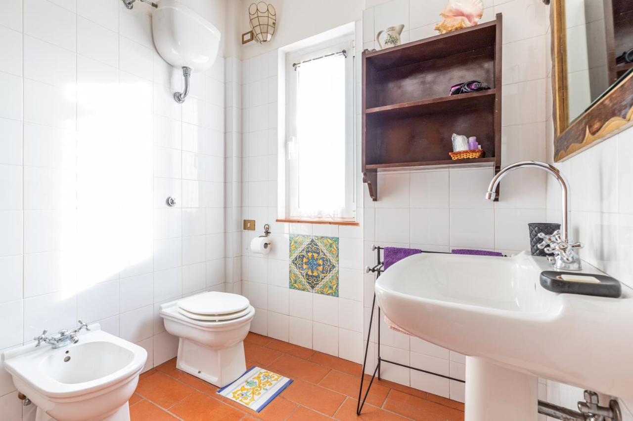 La Tana Delle Stelle B&B Di Charme E Relax Fara in Sabina Exteriér fotografie